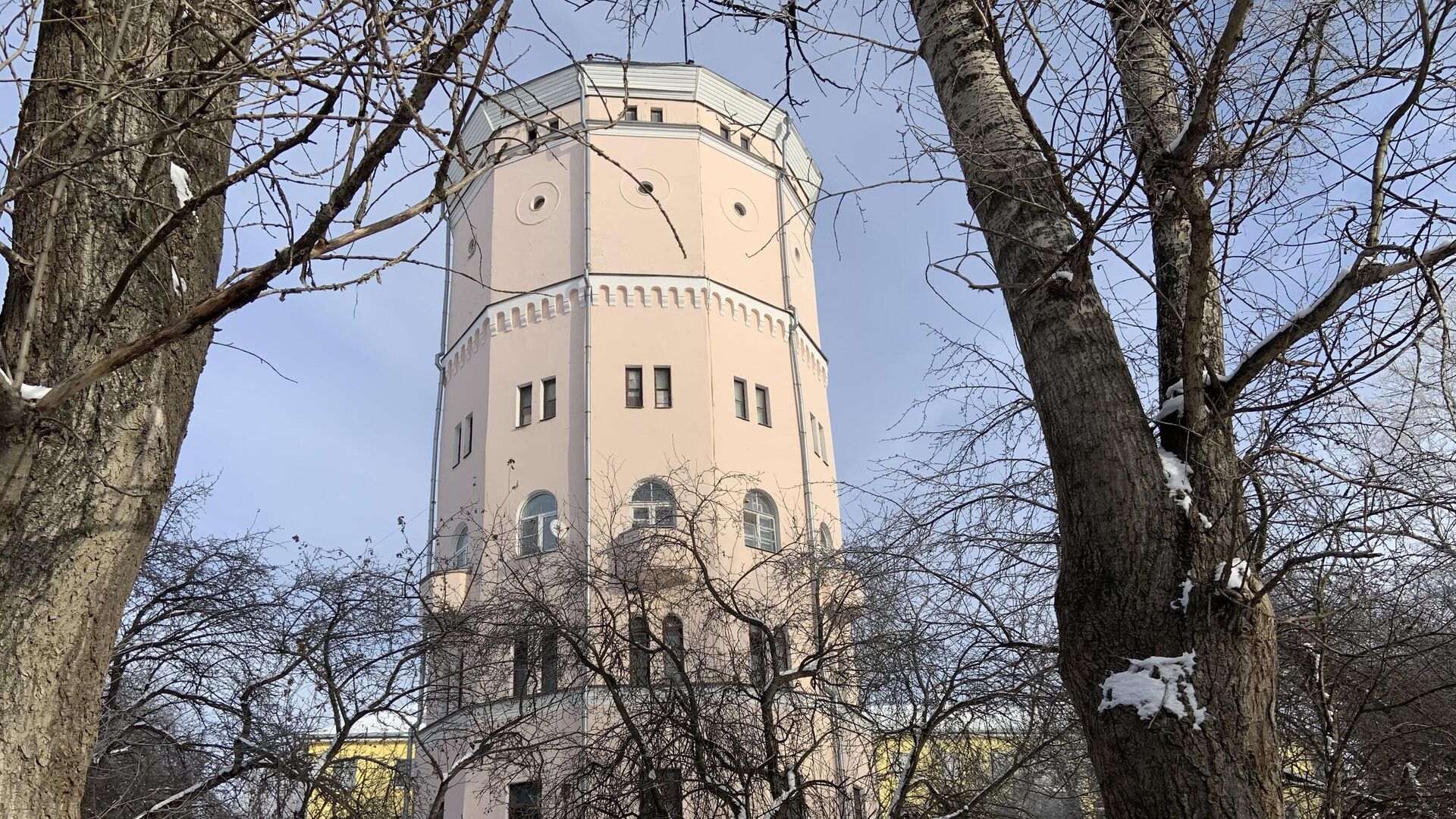 Вид на башню со двора - РИА Новости, 1920, 05.02.2021