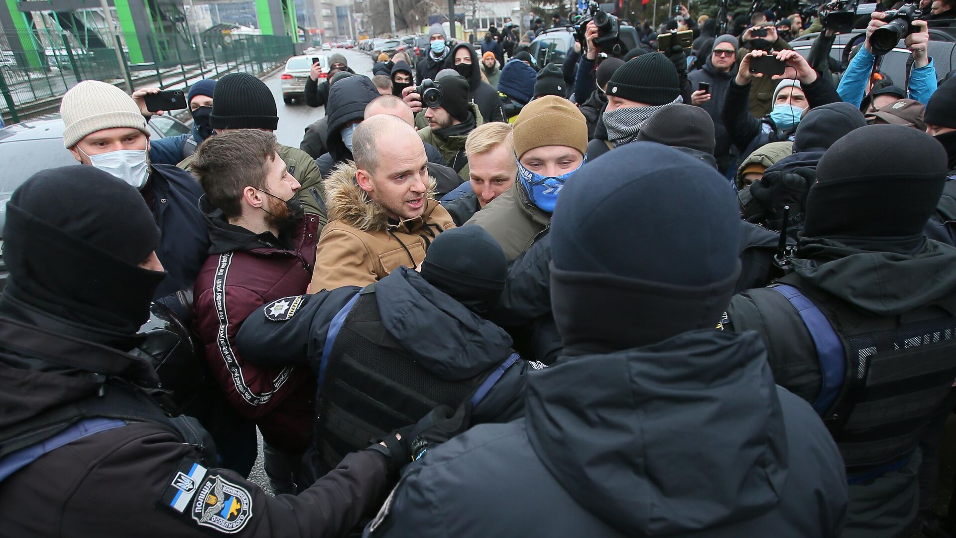 Акция националистов в Киеве с требованием закрытия телеканала Наш - РИА Новости, 1920, 04.02.2021