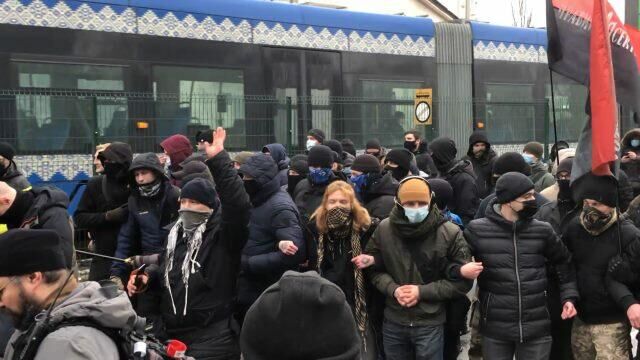 Протест радикалов у здания телеканала Наш в Киеве - РИА Новости, 1920, 04.02.2021