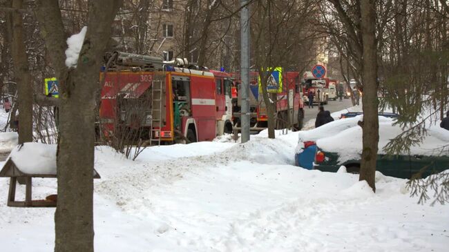 Пожар в девятиэтажном жилом доме в поселке Мосрентген