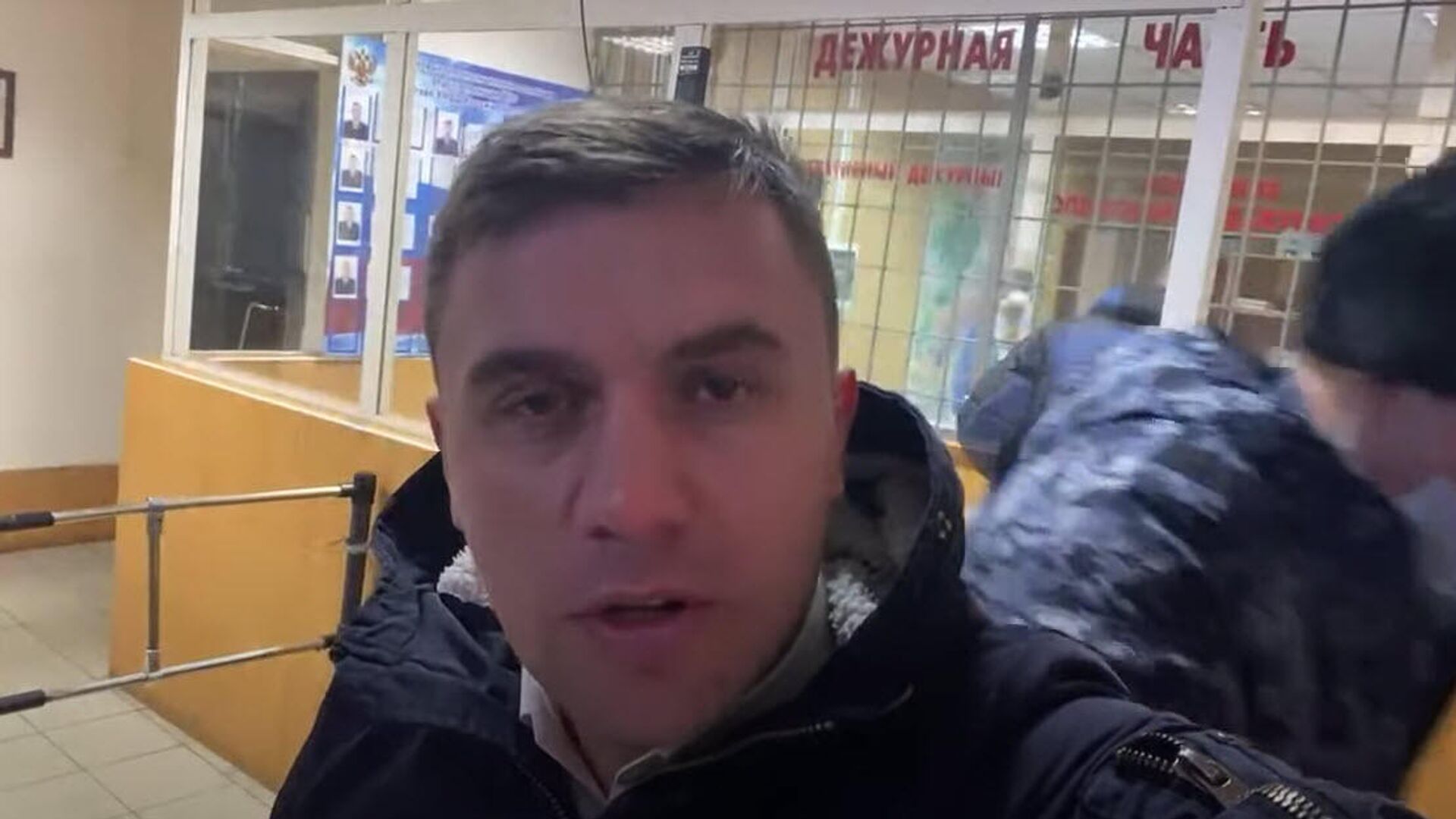 Суд оштрафовал саратовского депутата Бондаренко за мелкое хулиганство