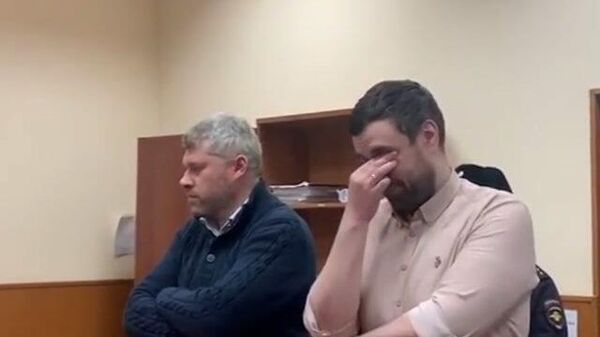 Депутата Янкаускаса отправили под домашний арест. Кадры из зала суда 