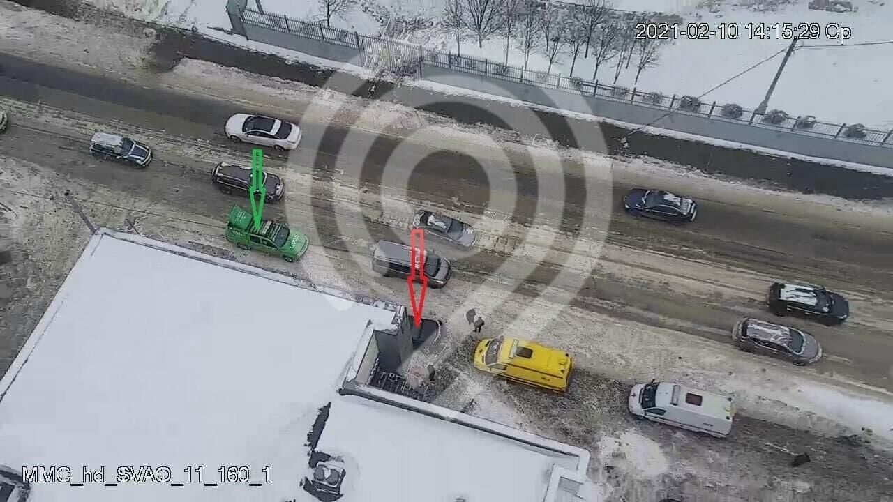 На улице Советской Армии водитель автомобиля совершил наезд на пешеходов на тротуаре, Москва - РИА Новости, 1920, 10.02.2021