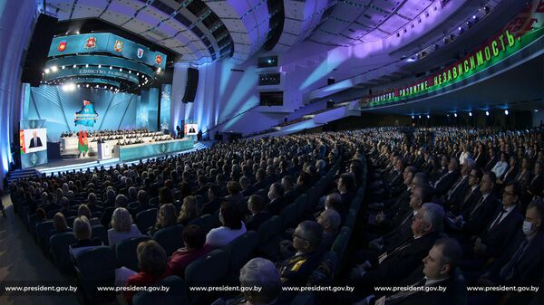 Президент Белоруссии Александр Лукашенко во время выступления на Всебелорусском собрании в Минске