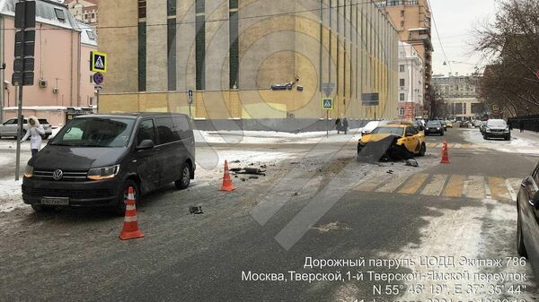  На 3-й Тверской-Ямской улице у дома 20 столкнулись два автомобиля