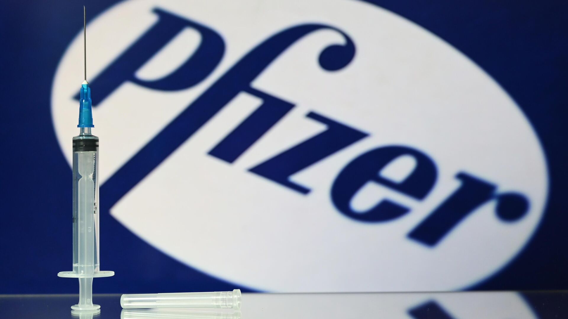 Вакцина от коронавируса американской компании Pfizer и ее германского партнера BioNТech - РИА Новости, 1920, 22.11.2021