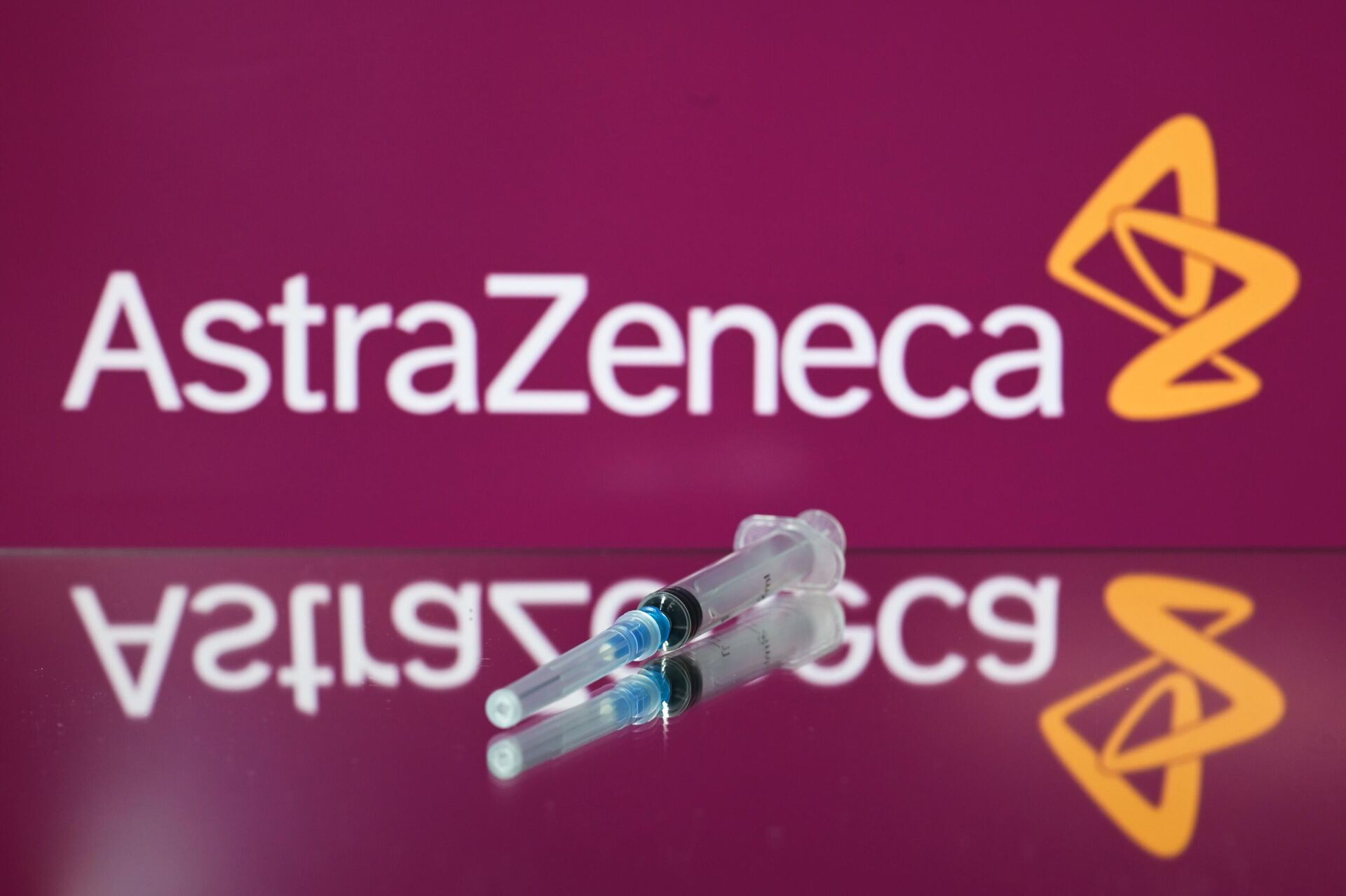 Вакцина от коронавируса британо-шведской компании AstraZeneca и Оксфордского университета - РИА Новости, 1920, 15.02.2021