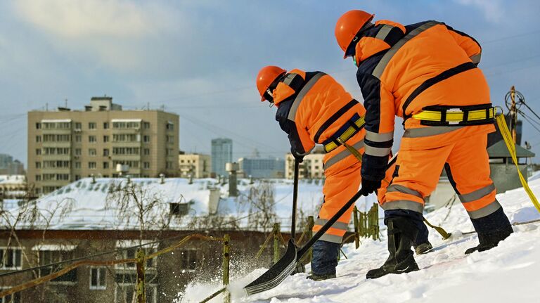 Уборка снега в Москве