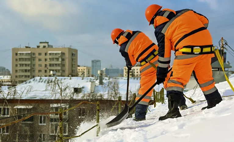 Уборка снега в Москве