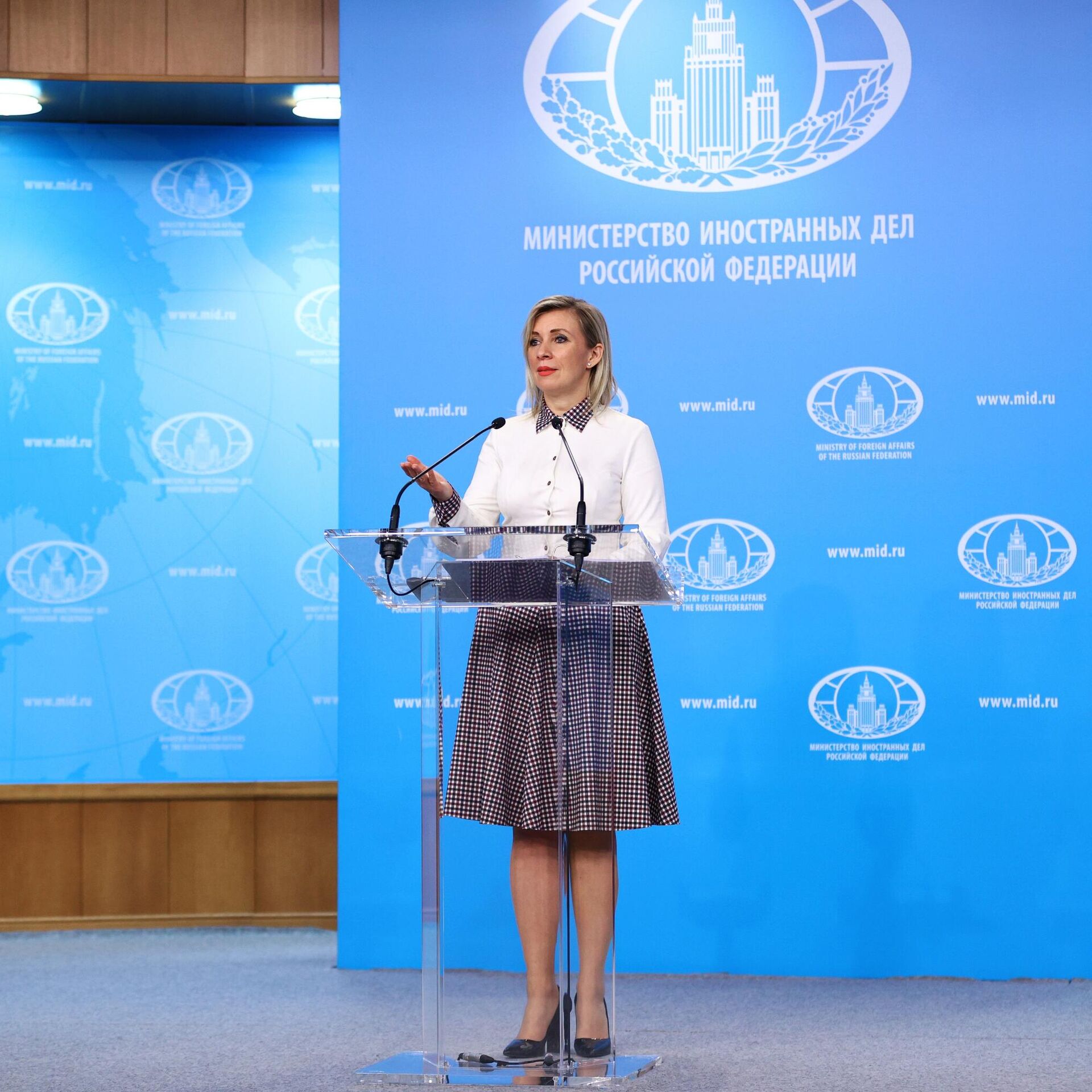 Мария Захарова дипломат фото