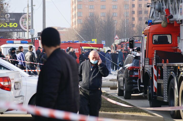 Ситуация на месте взрыва в супермаркете на улице Гагкаева во Владикавказе