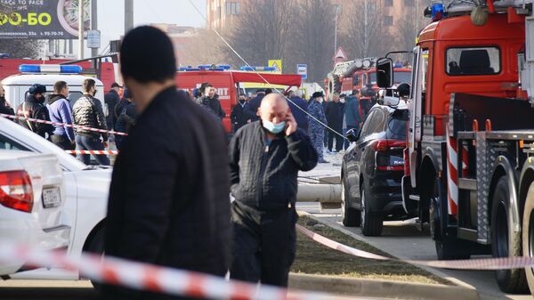 Ситуация на месте взрыва в супермаркете на улице Гагкаева во Владикавказе