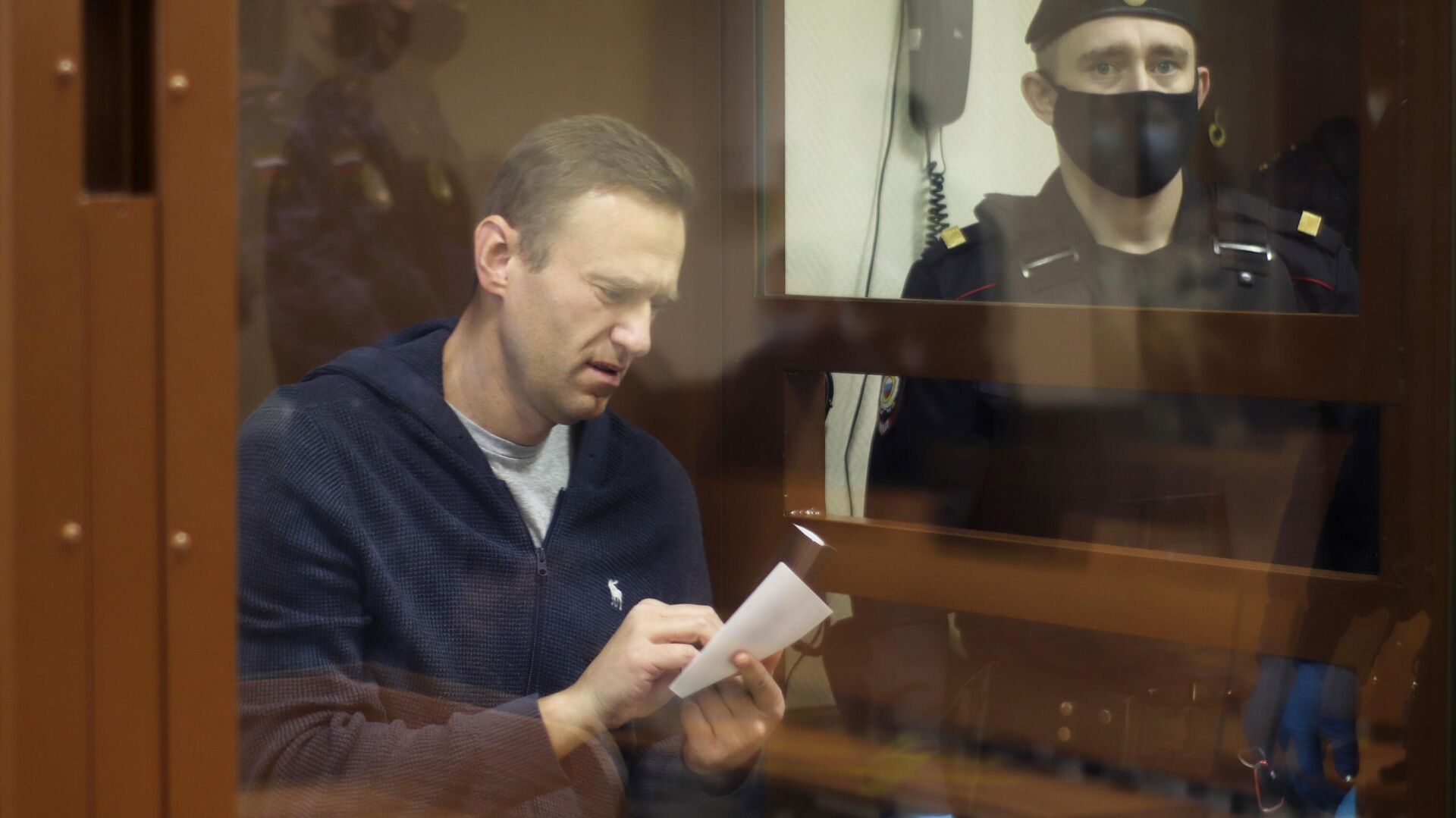 Алексей Навальный в зале Бабушкинского районного суда - РИА Новости, 1920, 12.02.2021