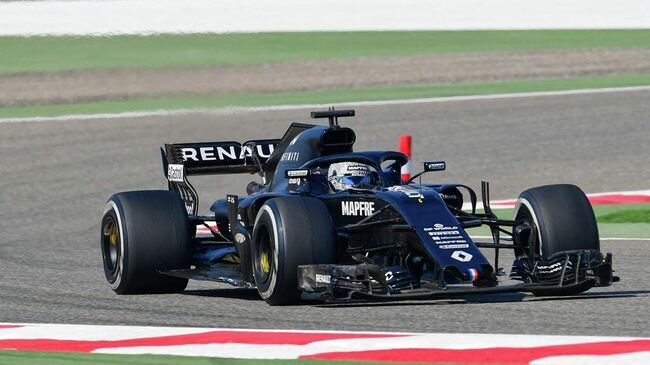 (FILES) In this file photo handout picture released by the Bahrain International Circuit shows Renault's Spanish driver Fernando Alonso taking part in a testing run on the Grand Prix track. - Formula One's Alpine team announced on February 11, 2021, that two-time world champion Fernando Alonso had been involved in a road accident in Switzerland. The 39-year-old Alonso, who last won the title in 2006, is set to make his return to F1 with Alpine at the season-opening Bahrain Grand Prix on March 28, after last racing in the sport three years ago. (Photo by - / Bahrain International Circuit (BIC) / AFP) / RESTRICTED TO EDITORIAL USE - MANDATORY CREDIT AFP PHOTO / BAHRAIN INTERNATIONAL CIRCUIT - NO MARKETING NO ADVERTISING CAMPAIGNS - DISTRIBUTED AS A SERVICE TO CLIENTS