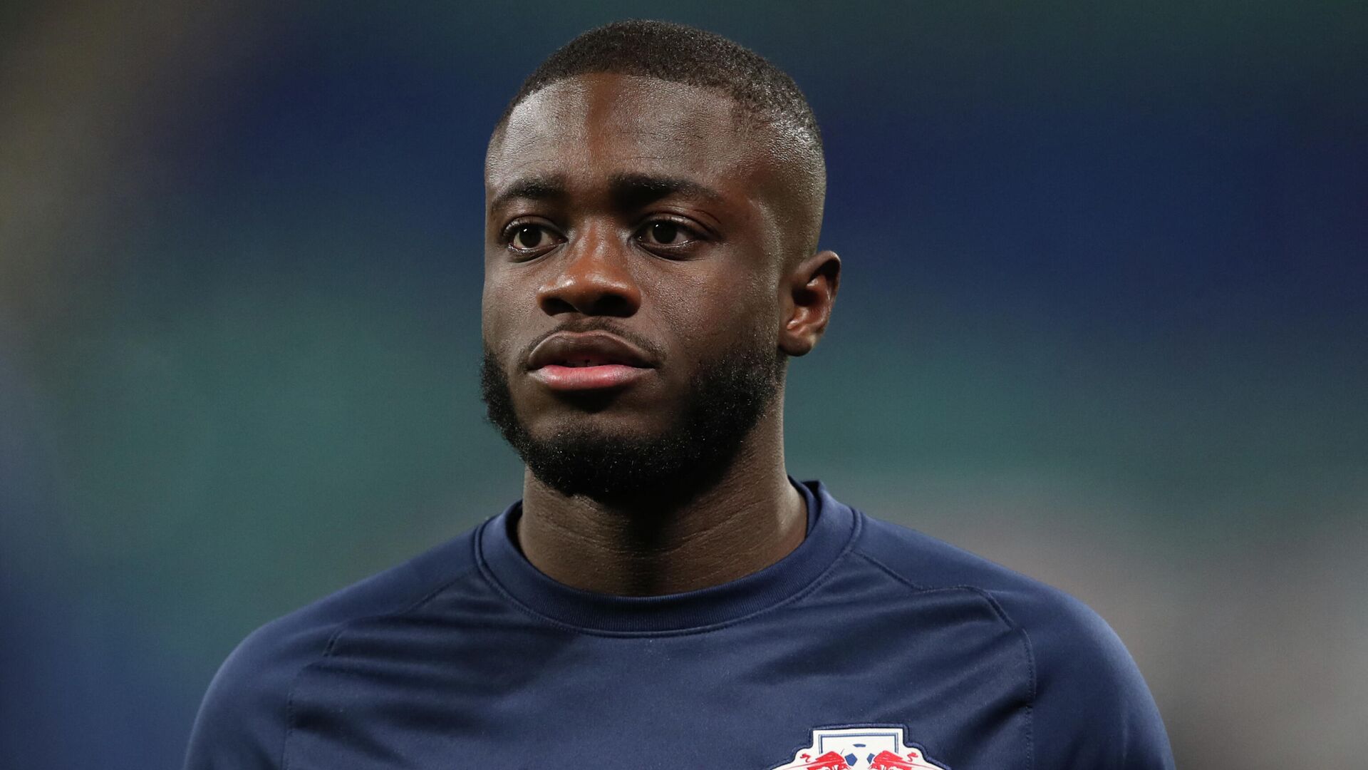 Leipzig's French defender Dayot Upamecano looks on ahead of the German first division Bundesliga football match RB Leipzig v Bayer 04 Leverkusen in Leipzig, eastern Germany on January 30, 2021. (Photo by Ronny HARTMANN / AFP) / DFL REGULATIONS PROHIBIT ANY USE OF PHOTOGRAPHS AS IMAGE SEQUENCES AND/OR QUASI-VIDEO - РИА Новости, 1920, 12.02.2021