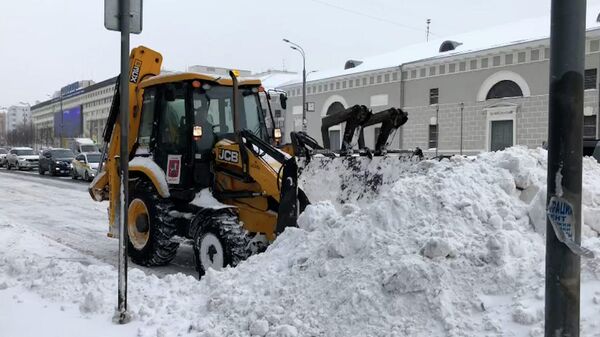Снежный апокалипсис: как Москву замело за сутки