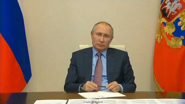 Мы не будем ничего сворачивать – Путин про интернет-сервисы - РИА Новости, 1920, 14.02.2021