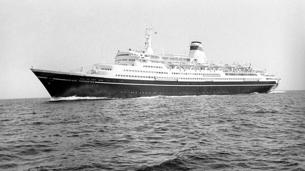Михаил Лермонтов - пассажирский теплоход, круизный лайнер. Построен в 1972 году на Виcмарской судоверфи в ГДР (затонул в 1986 году).