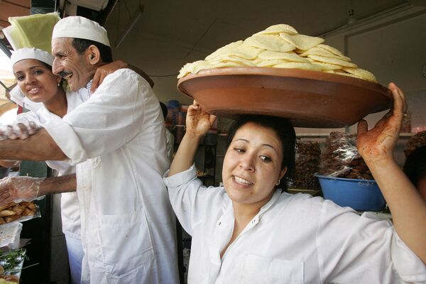 Продажа марокканской выпечки и блинов