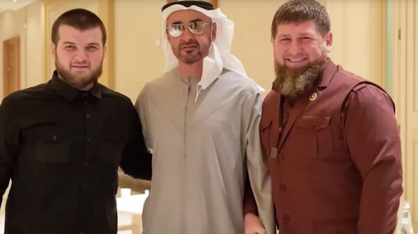 Глава Чечни Рамзан Кадыров и наследный принц Абу-Даби Мухаммед бен Заед Аль Нахайан. Кадр видео