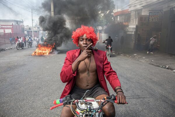 Акция протеста против правительства президента Жовенеля Моиза в Порт-о-Пренсе, Гаити