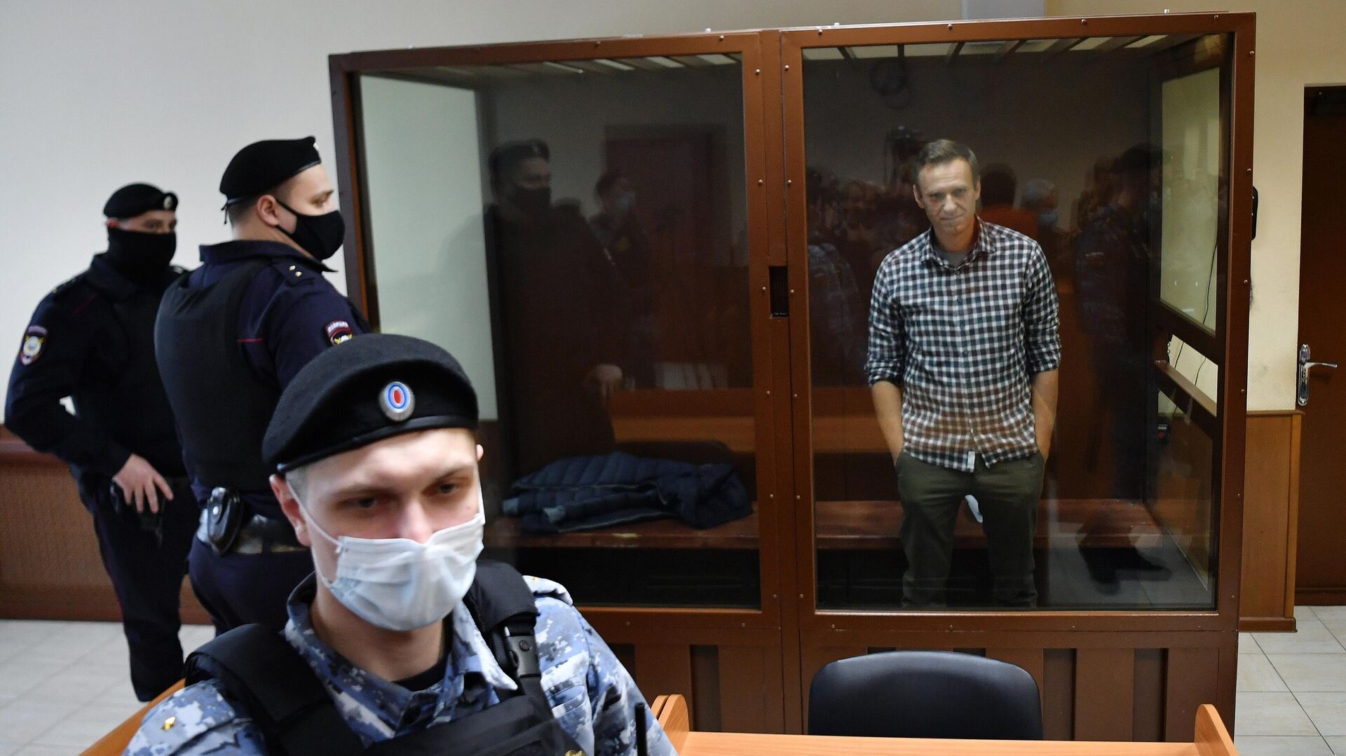 Алексей Навальный в зале Бабушкинского районного суда - РИА Новости, 1920, 04.03.2021