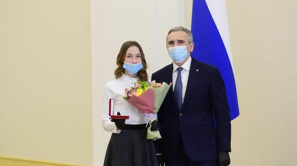 Екатерина Лутовинина и губернатор Тюменской области Александр Моор