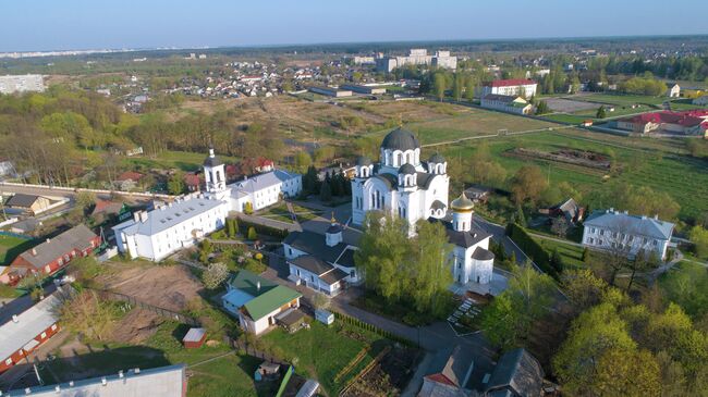 Вид на Спасо-Евфросиниевский монастырь в Полоцке