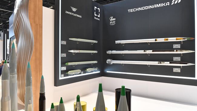 Стенд корпорации Ростех на выставке оборонной промышленности IDEX-2021 в Абу-Даби