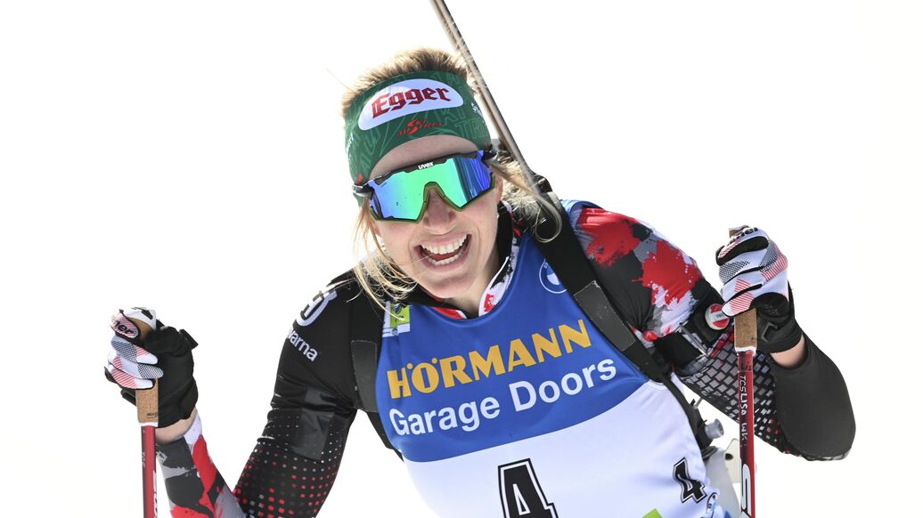 Хаузер впервые в карьере выиграла гонку преследования на Кубке мира