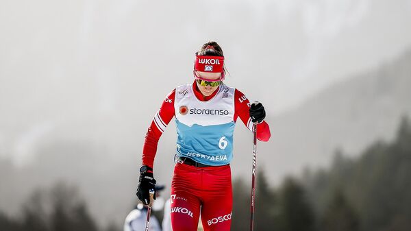 Наталья Непряева (Россия) на тренировке перед соревнованиями чемпионата мира по лыжным гонкам.