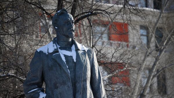Памятник Феликсу Дзержинскому (скульптор Е. В. Вучетич, 1958 г.) в парке искусств Музеон в Москве