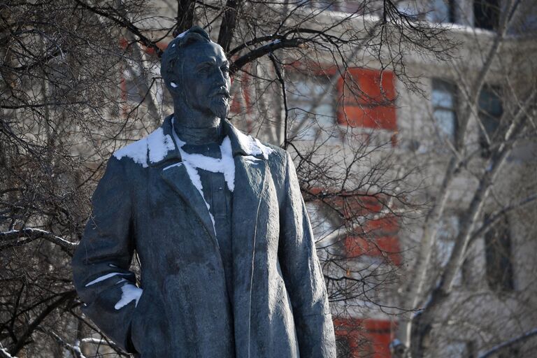 Памятник Феликсу Дзержинскому (скульптор Е. В. Вучетич, 1958 г.) в парке искусств Музеон в Москве