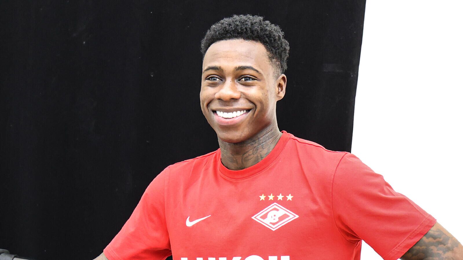 Полузащитник Спартака Куинси Промес (слева) - РИА Новости, 1920, 25.02.2021