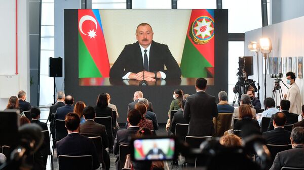 Журналисты во время пресс-конференции президента Азербайджана Ильхама Алиева в Баку