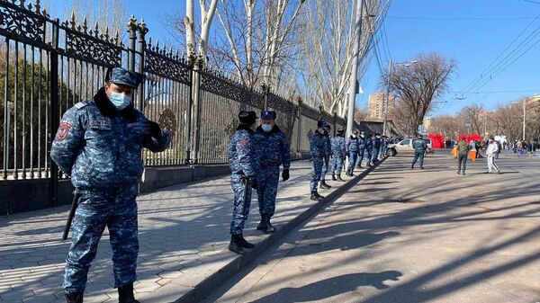Полицейские в Ереване