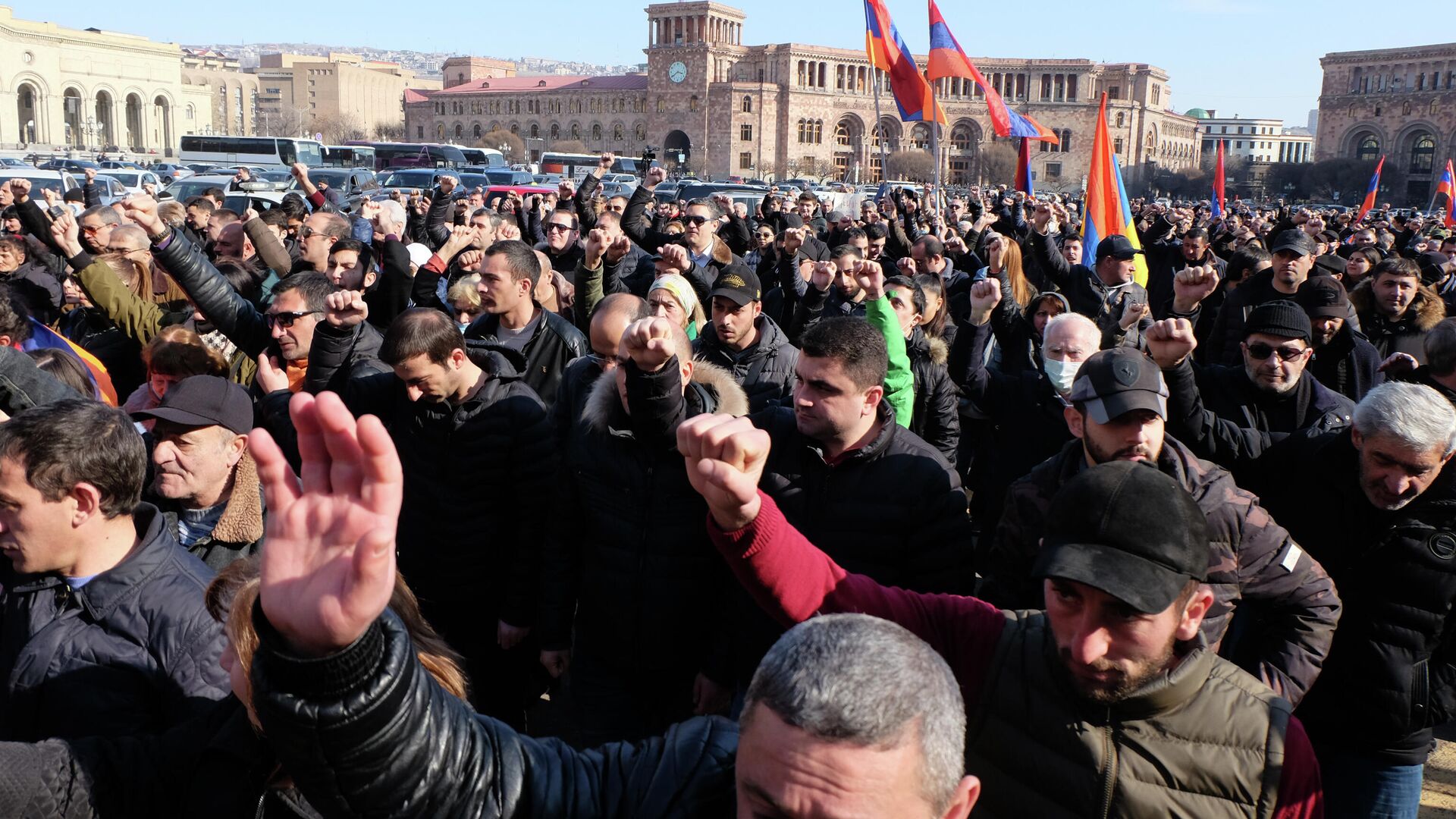 Участники митинга оппозиции в Ереване - РИА Новости, 1920, 26.02.2021