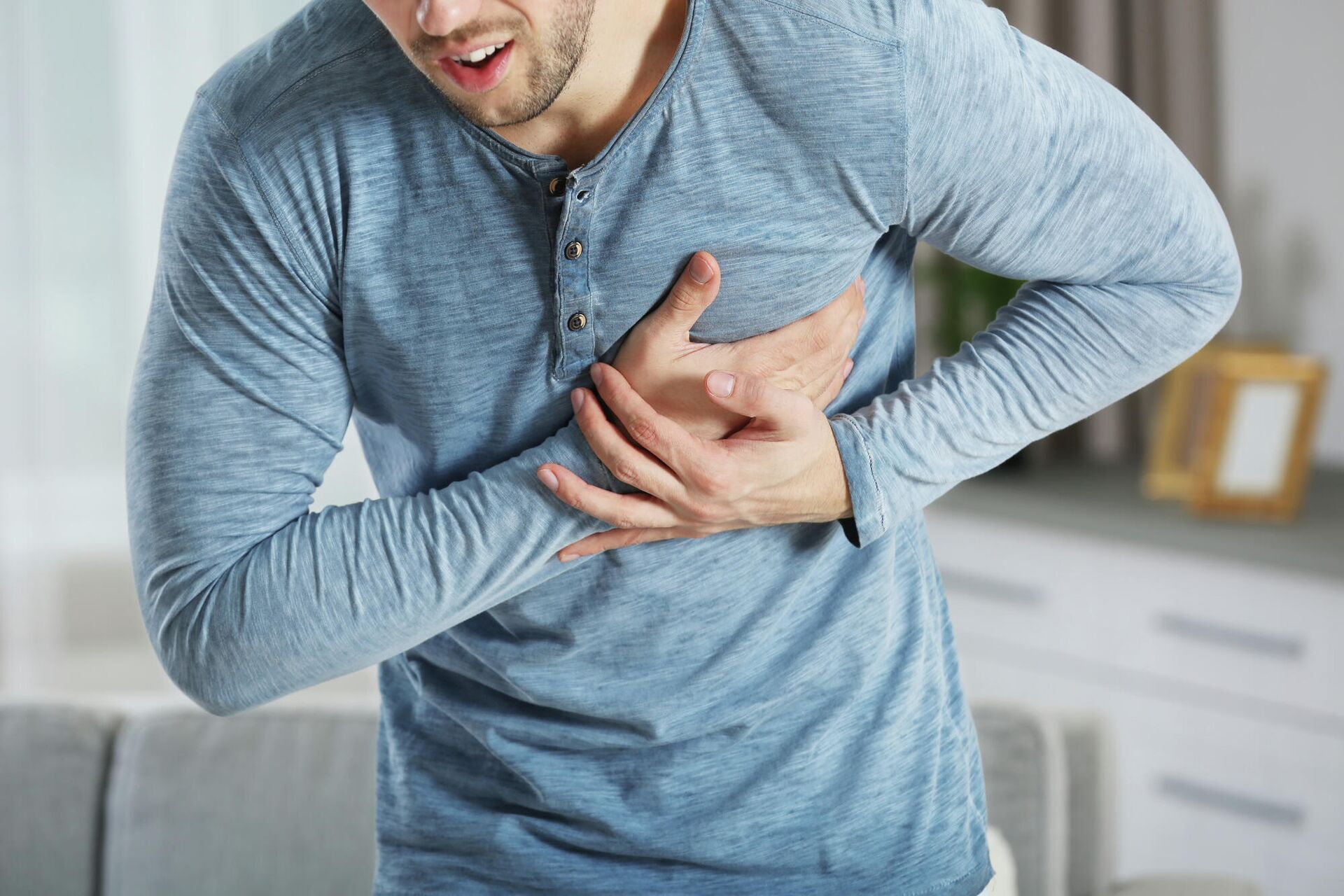 Аритмия сердца у женщин и мужчин: чем опасна, симптомы, причины, лечение