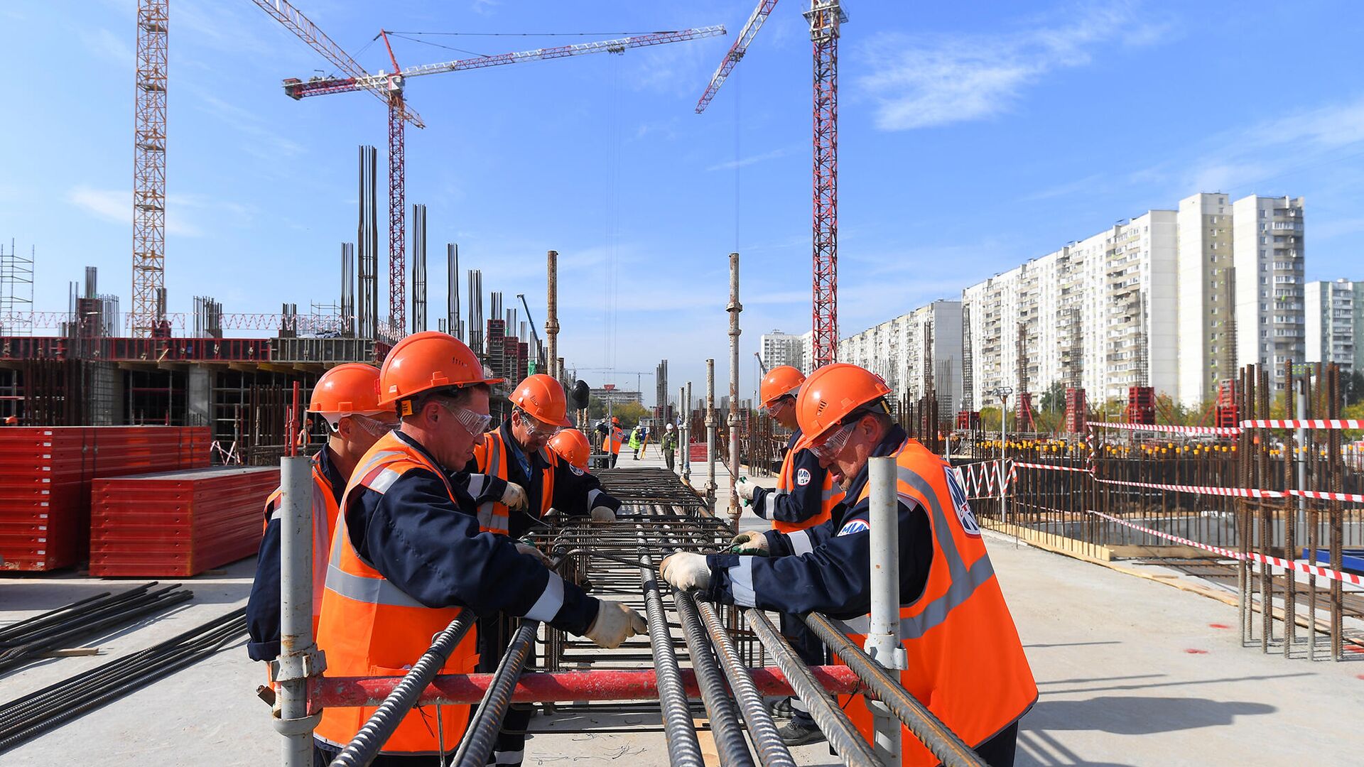 Стройка в москве вакансии. Стройка и строители. Сдать строительный объект. Стройка по госконтракту. Строительство национальных европейских систем.