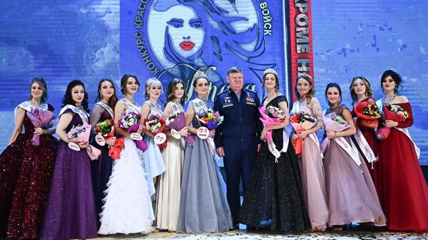 Финалистки IV конкурса красоты, профессионального и эстетического мастерства среди военнослужащих-женщин Воздушно-десантных войск Краса ВДВ - 2021
