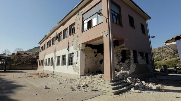 Последствия землетрясения в районе Дамаси, Греция. 4 марта 2021