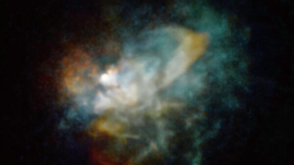 Огромная туманность, выброшенная звездой VY Большого Пса