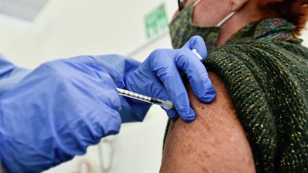 Во время вакцинации против коронавируса в Италии