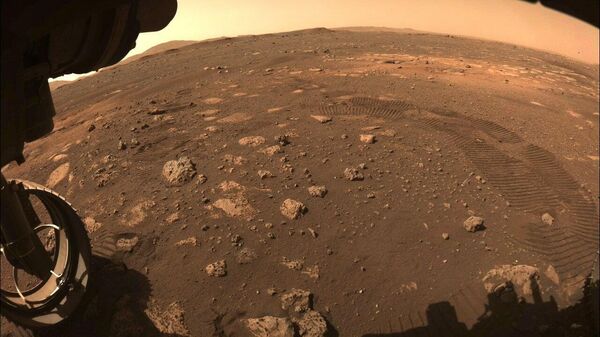 Снимок Марса, сделанный марсоходом Perseverance