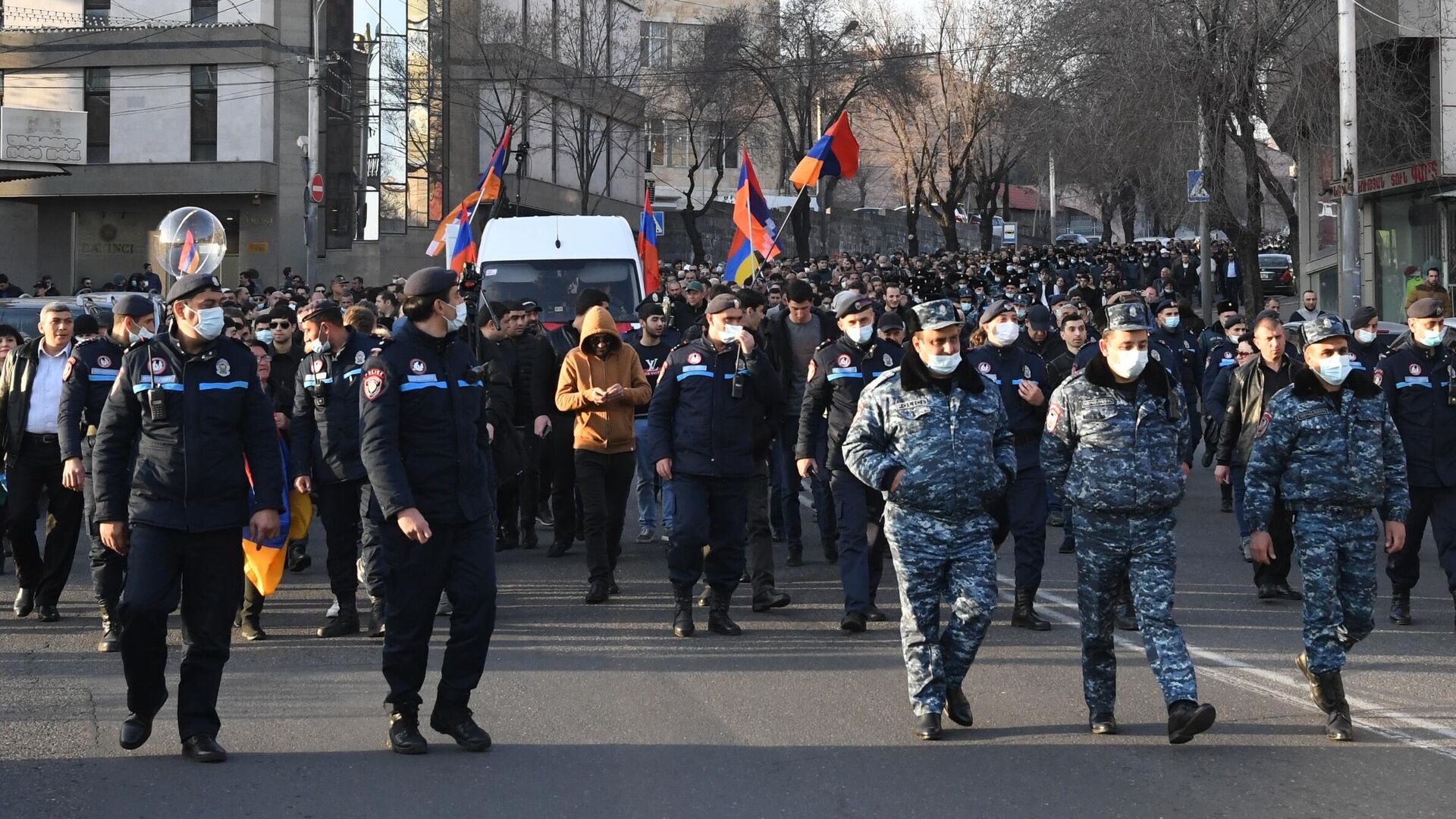 Участники митинга оппозиции в Ереване - РИА Новости, 1920, 06.03.2021