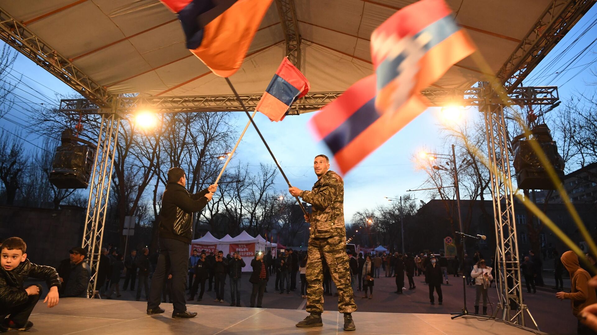 Участники митинга оппозиции на проспекте Баграмяна в Ереване - РИА Новости, 1920, 22.06.2021