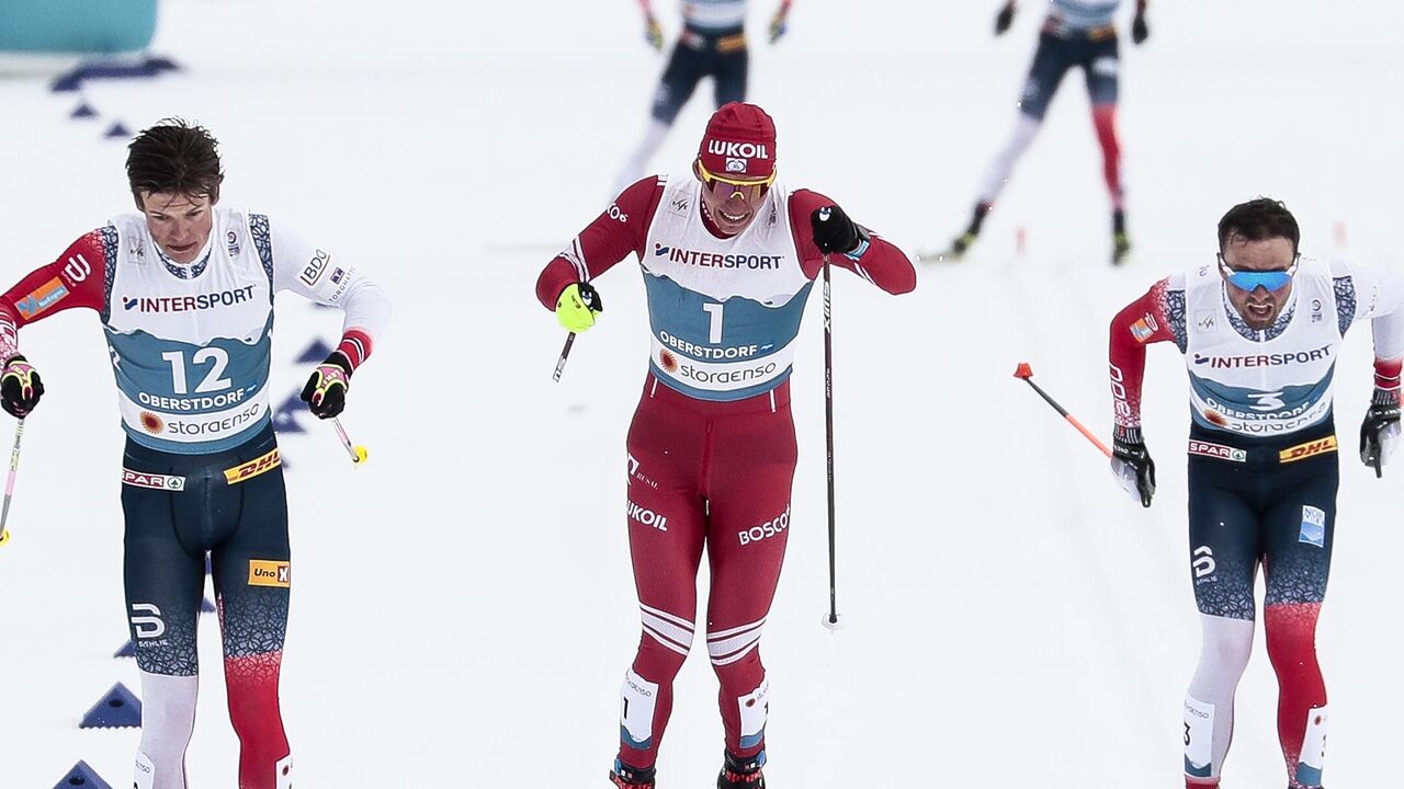 Клебо Йоханнес лыжник. Лыжные гонки Большунов. Йоханнес Клэбо 2021.