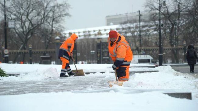 Снежный апокалипсис в феврале: женский взгляд