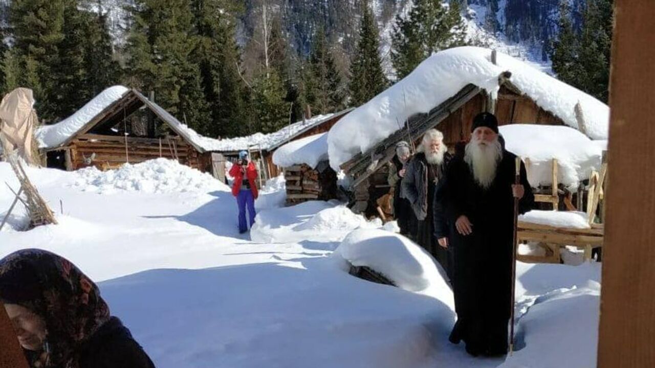 Жилище сибирской отшельницы Агафьи Лыковой отремонтировали - РИА Новости,  15.07.2021