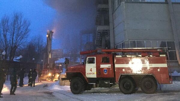 Пожар в здании возле оборонного завода имени Дегтярева в городе Ковров,  Владимирской области